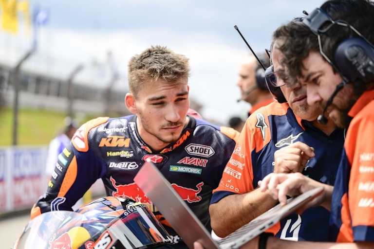 Im Grid nutzte Öncü die riesige Erfahrung seiner Ajo-Crew