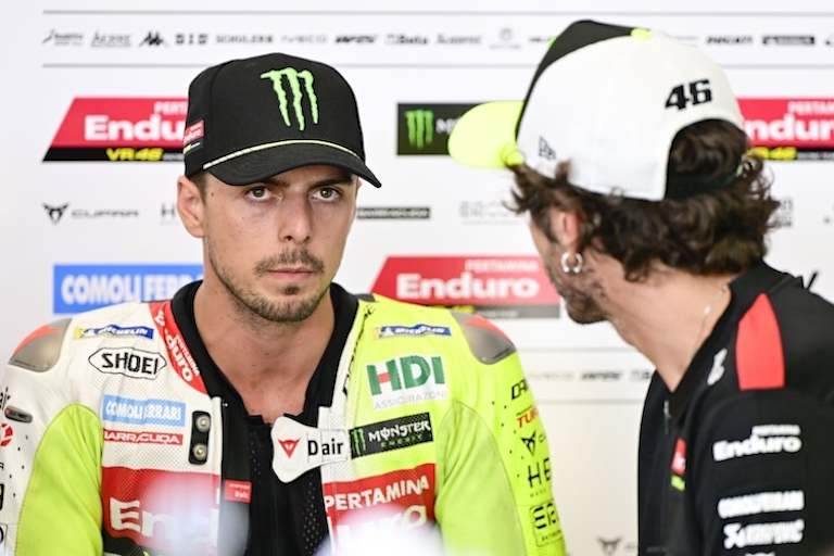 «Diggia» mit Teambesitzer Valentino Rossi