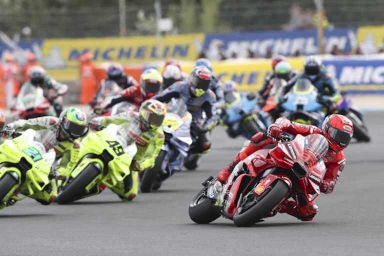 Nach dem Chaos in der ersten Runde beruhigte sich das Rennen