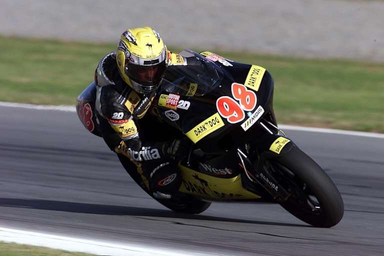 2021: Katja Poensgen auf der 250er-GP-Aprilia