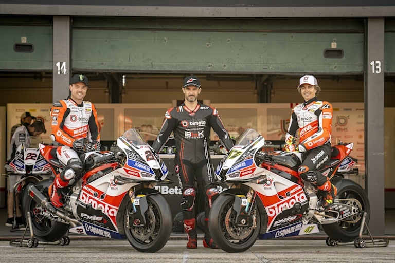 Das Bimota-Werksduo mit Testpilot Xavi Fores