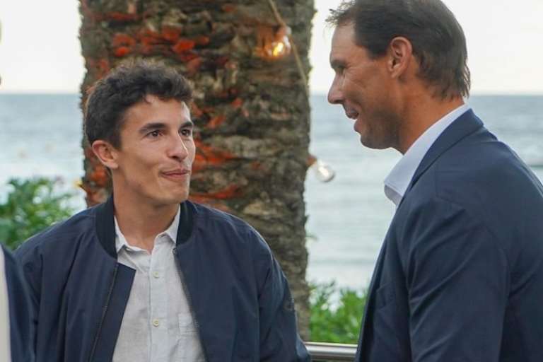 Sportstars aus Spanien: Marc Márquez mit Hotelier Rafael Nadal