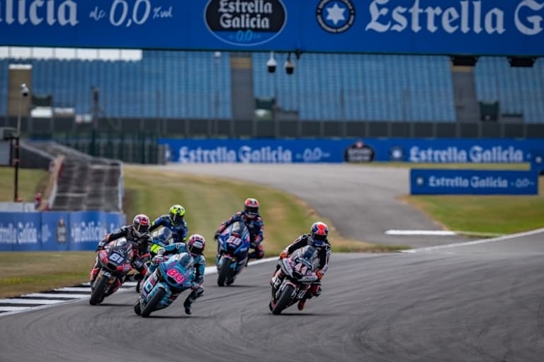 Moto2-Thriller: Der 19-jährige Agius setzte sich durch