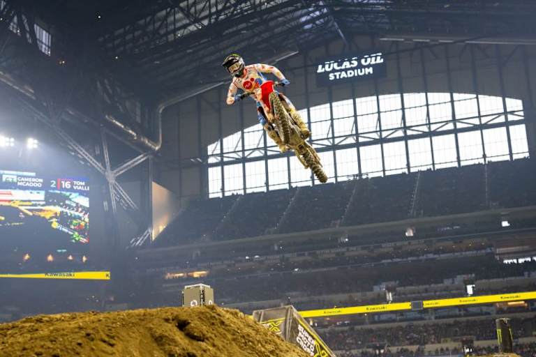 Jett Lawrence im Lucas Oil Stadium