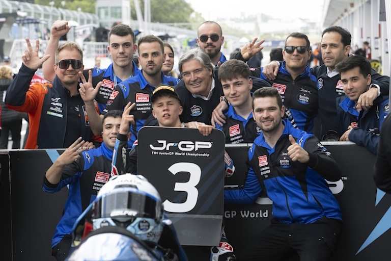 Regelmäßiger Gast auf dem Podium und 2026 in der Moto3-WM zu sehen: Rico Salmela
