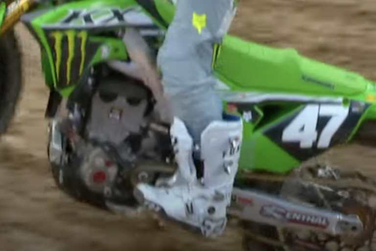 Levi Kitchen fuhr im Finale mit offenem Stiefel