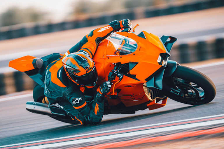 Die neue KTM 990 RC R: Ab 2025 erhältlich