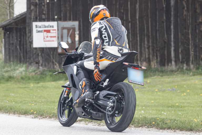 KTM eruiert, welche zukünftigen Sporteinsätze mit der 990 RC R Sinn machen