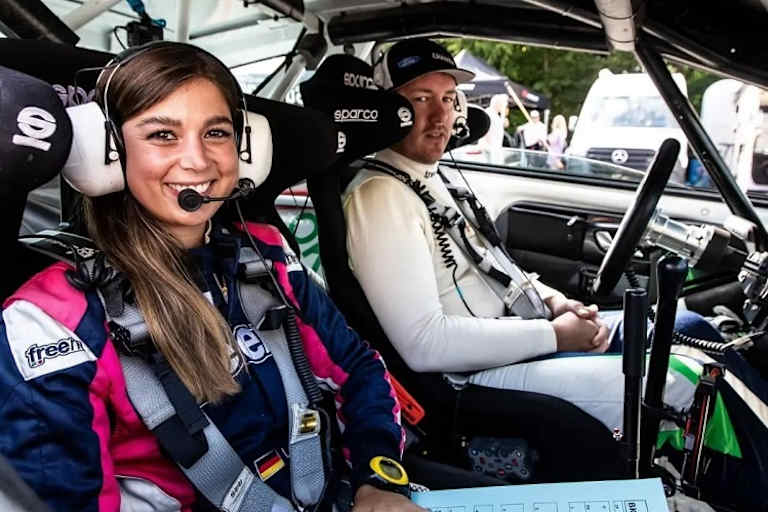 Lisa Kiefer und Raffael Sulzinger 