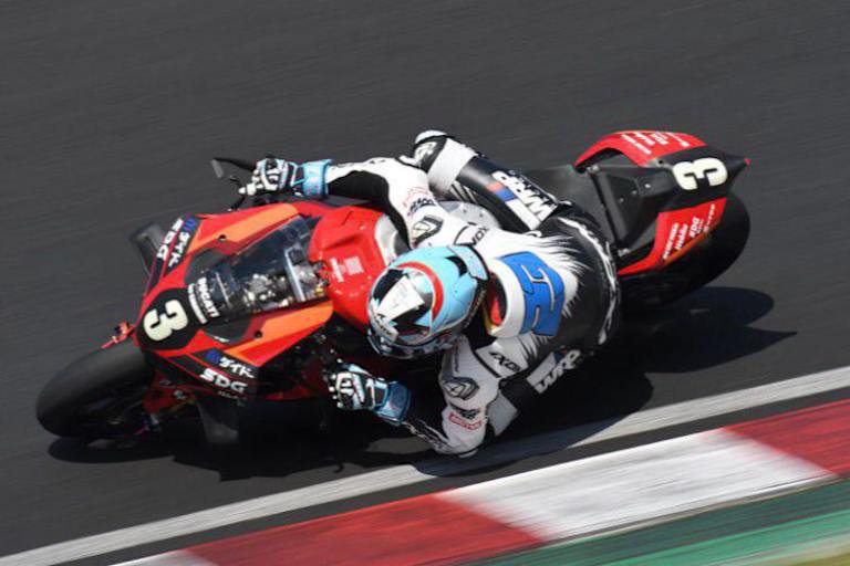 Marcel Schrötter auf der Ducati V4R des Kagayama-Teams