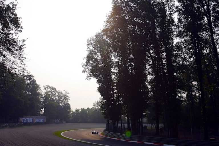 In der Lesmo fuhren die Piloten früher wie durch einen grünen Tunnel