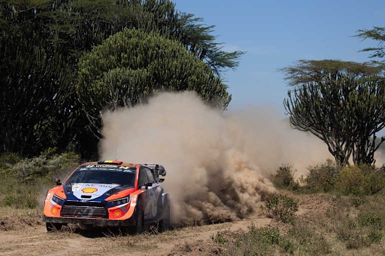   Thierry Neuville