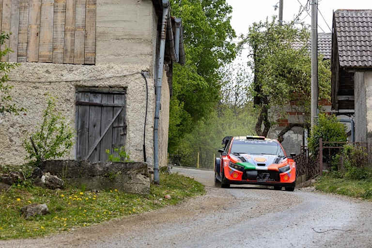   Thierry Neuville