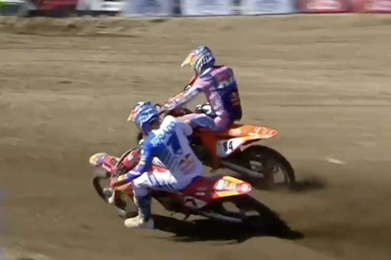 Prado zieht innen an Herlings vorbei