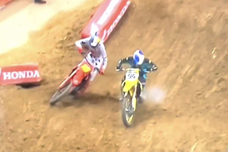 Ken Roczen fuhr mit beschädigtem Kühler weiter