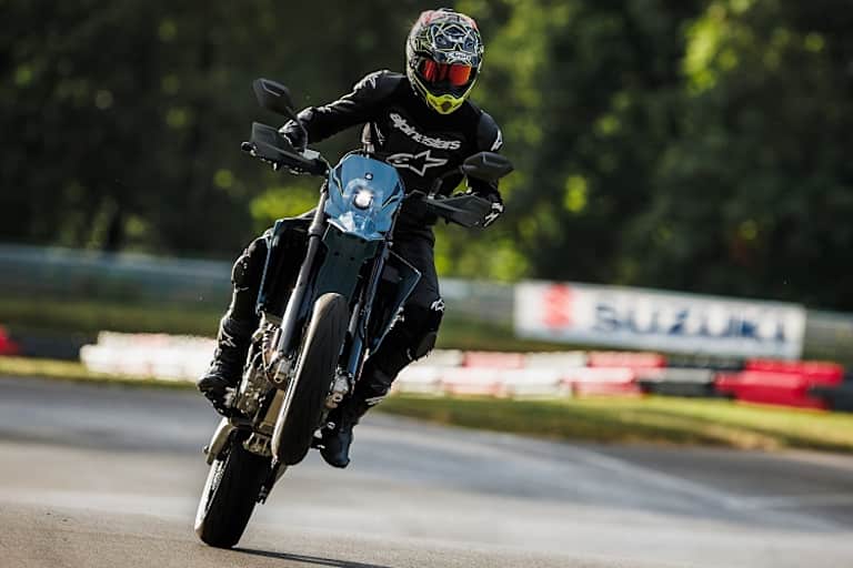 Suzuki DR-Z4SM: Als First Edition mit Zubehör im Wert von 403 €