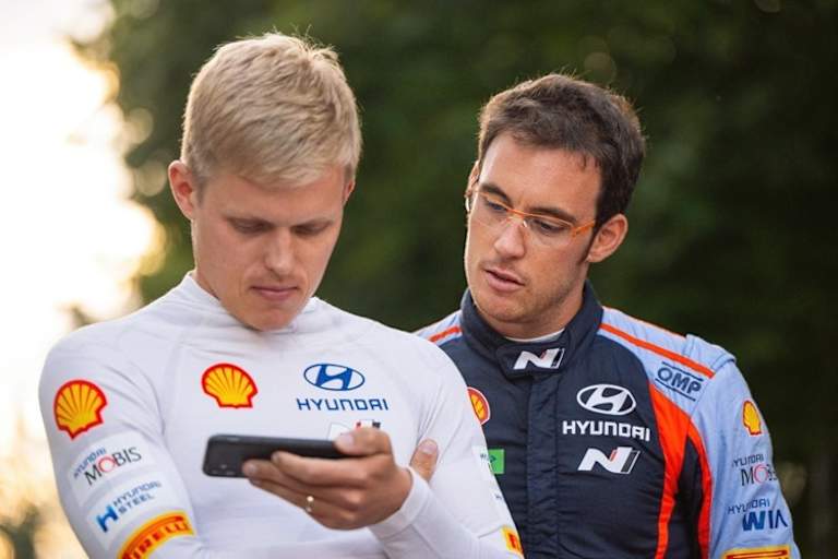 Ott Tänak (li) und Thierry Neuville