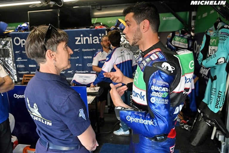 Daten-Analyse: Ducati-Crew mit Aushängeschild Cairoli (rechts)