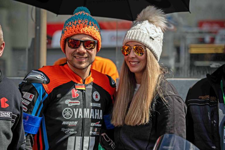 Dominik Vincon mit seinem persönlichen Glücksbringer