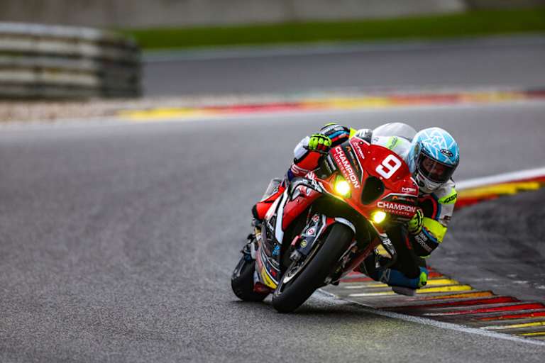Hannes Soomer auf der BMW – Pole in der Superstock-Klasse