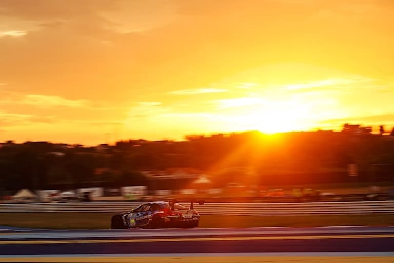 Der WRT BMW M4 GT3 von Rossi und Raffaele Marciello