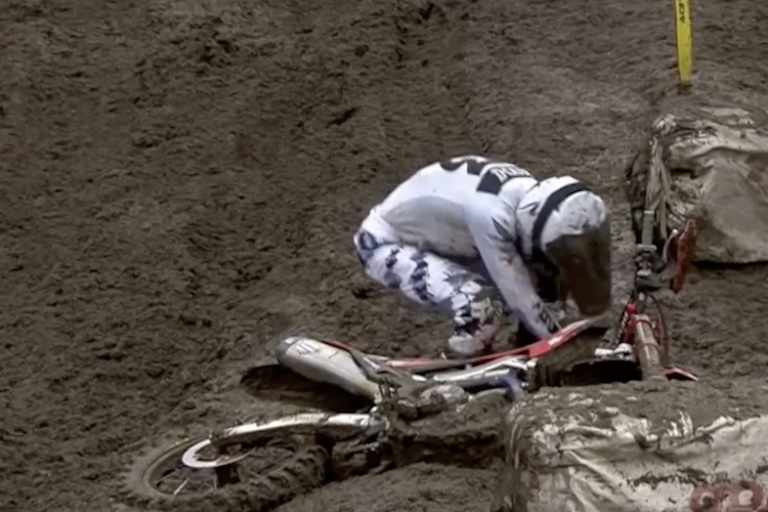 Ferruccio Zanchi stürzte zu Beginn des zweiten Laufs