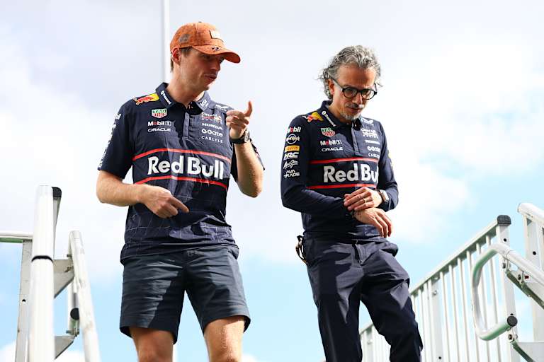 Max Verstappen und Red Bull Racing-Teamchef Laurent Mekies