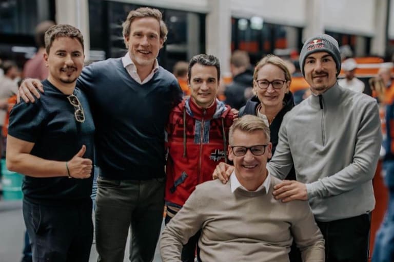 Lorenzo, Vinales und Pedrosa mit Gottfried Neumeister und Pit Beirer 