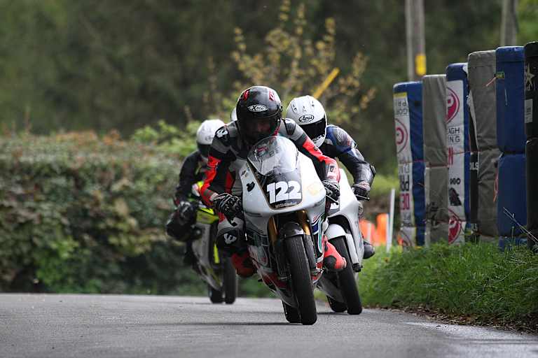 Chris Meyer gewann 2025 die Irish Road Racing Championship