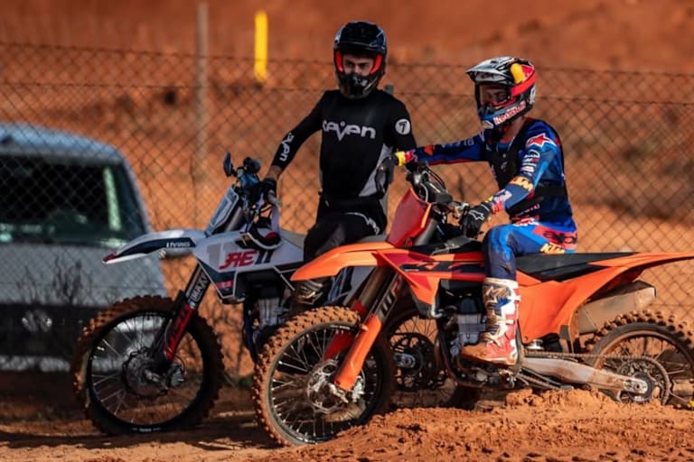 Acosta mit Kumpel Alex Escrig