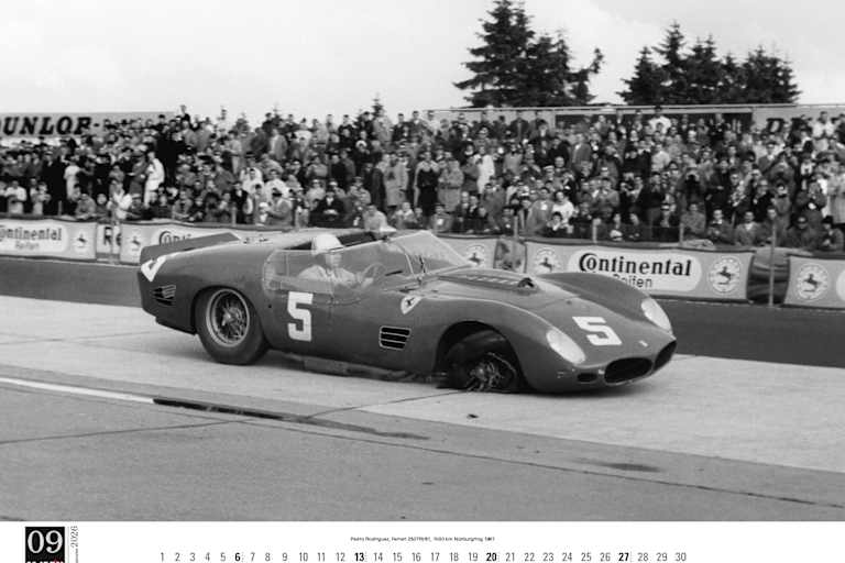 Pedro Rodríguez bringt seinen Ferrari wegen Reifenschadens an die Box