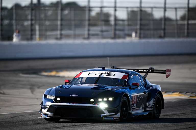 Der Ford Mustang GT3 Evo beim Test in Daytona