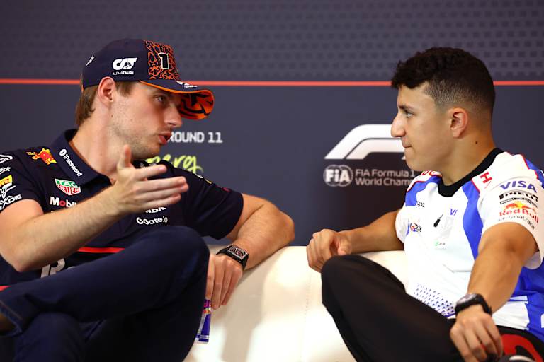 Max Verstappen und Isack Hadjar werden 2026 Stallkollegen