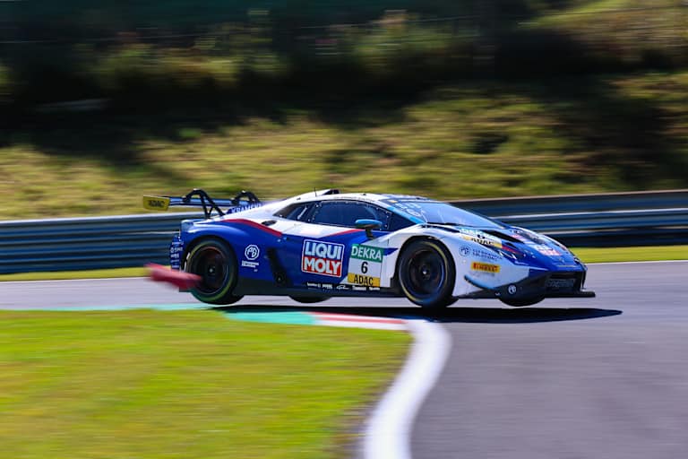 Tim Hütter am Salzburgring im ADAC GT Masters