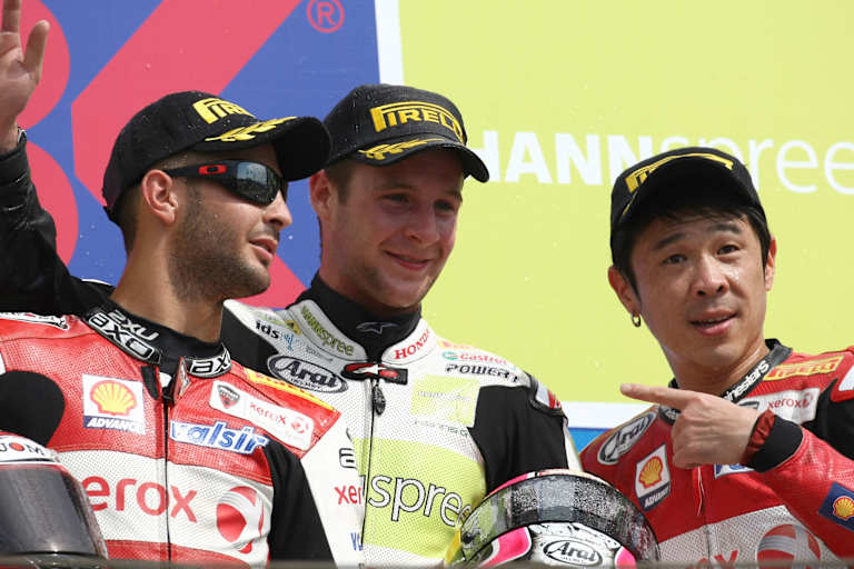 Jonathan Rea gelang im Alter von 21 Jahren der erste Sieg