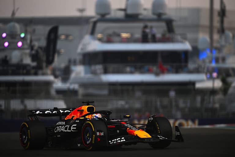 Max Verstappen in Abu Dhabi