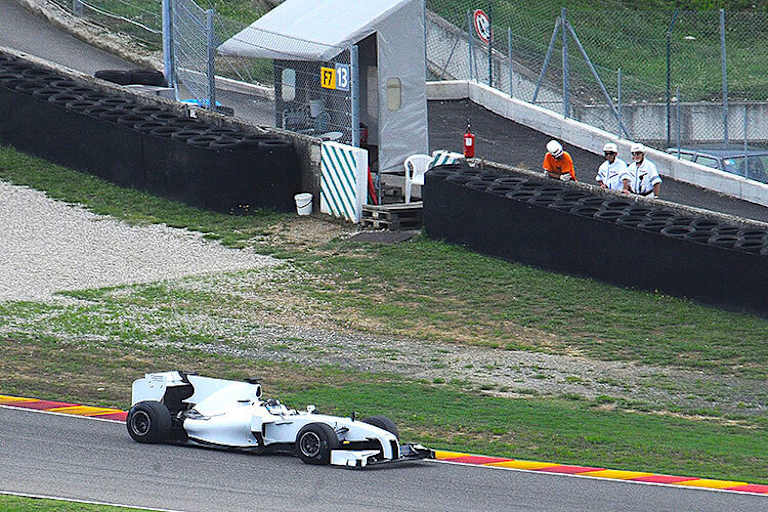 Nick Heidfeld mit einem Toyota TF109 in Mugello 2010
