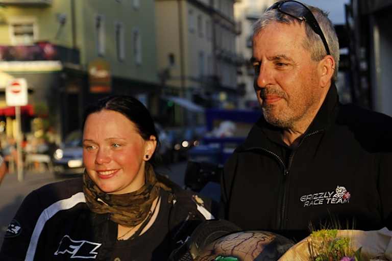 Rebekka Senger, Urs «Grizzly» Pedraita: Am 6. Mai 2018 ist der Startschuss für die Weltumrundung