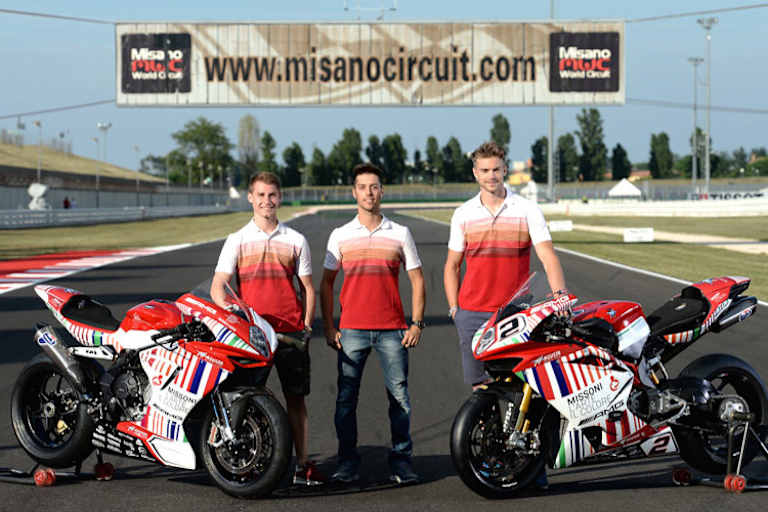 Die drei MV Agusta-Asse Jules Cluzel, Lorenzo Zanetti und Leon Camier (v.l.)