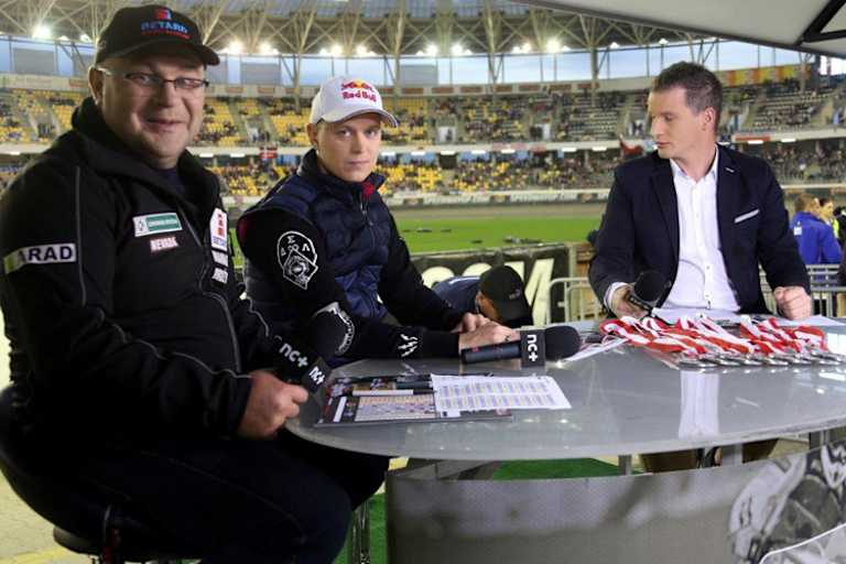 Jarek Hampel (Mitte) war seit Juni verletzt