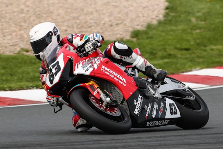 Ohne Gips auf der Fireblade