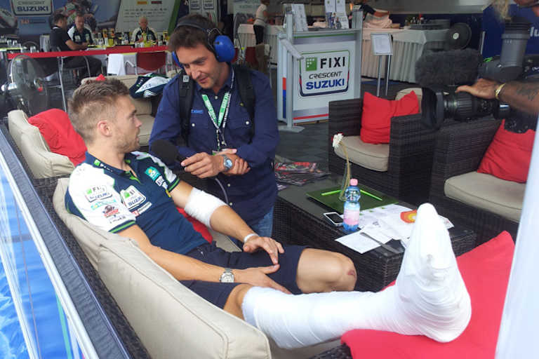 Leon Camier darf den Fuß vier Wochen weder bewegen noch belasten