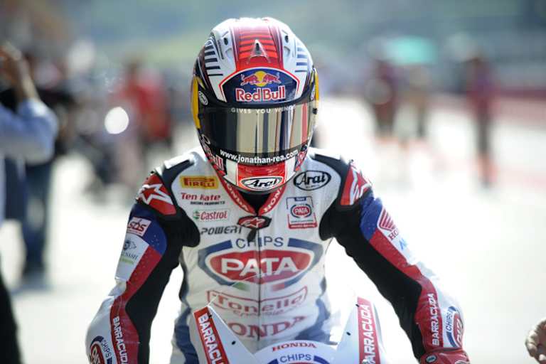 Hinter diesem Visier versteckt Jonathan Rea den Killerblick