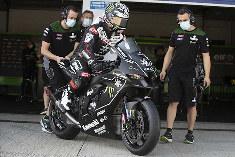 Jonathan Rea auf der neuen Kawasaki ZX-10RR