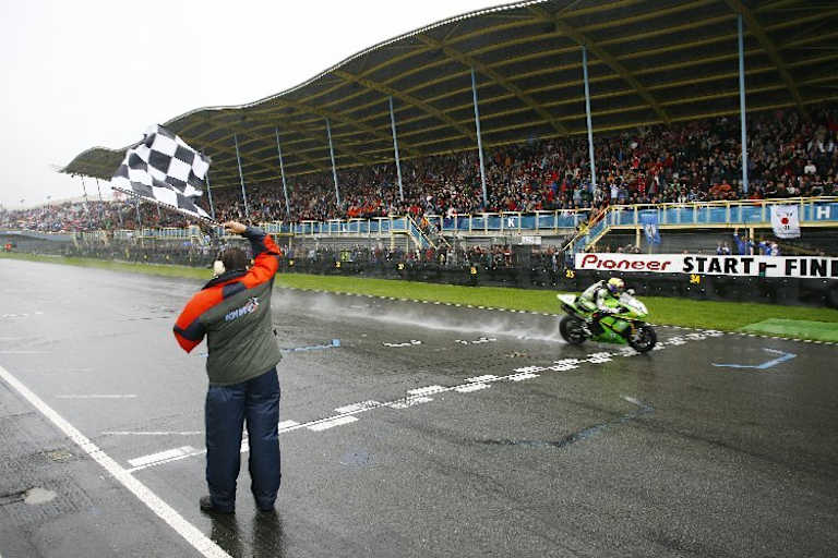 Es war der einzige Sieg von Chris Walker in der Superbike-WM