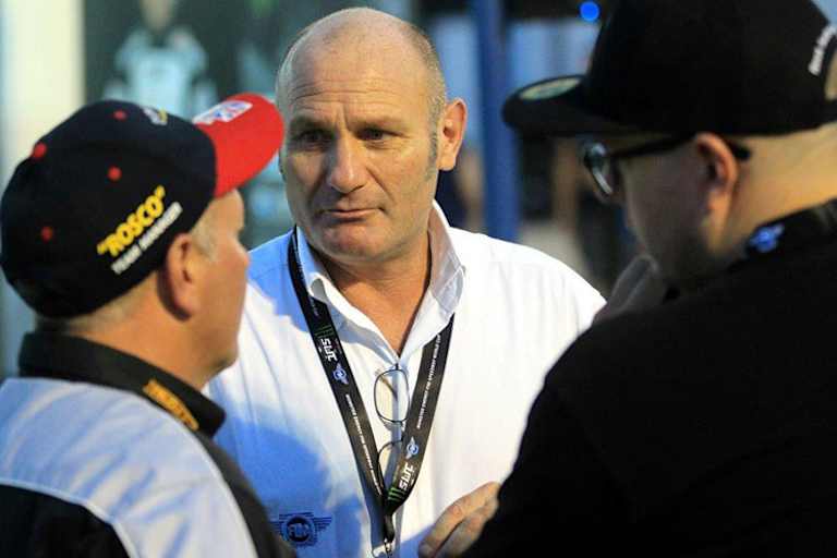 CCP-Präsident Armando Castagna (Mitte) steht in der Kritik