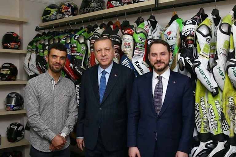 Kenan Sofuoglu führte Recep Tayyip Erdoğan durch sein Haus
