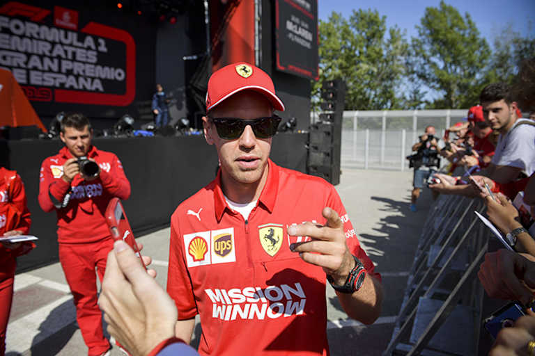 Autogrammstunde am Circuit de Barcelona-Catalunya