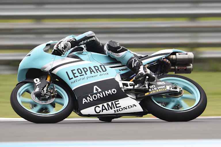 Danny Kent musste sich dem KTM-Pilot knapp geschlagen geben