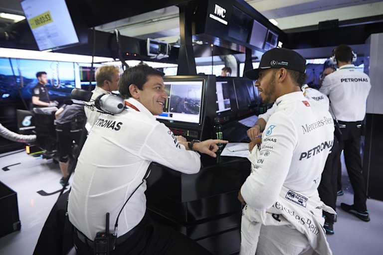 Toto Wolff und Lewis Hamilton